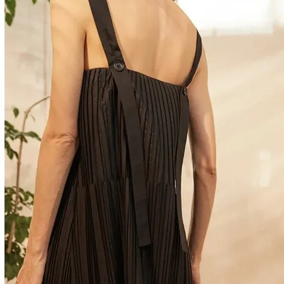 Black Pleated Maxi Dress