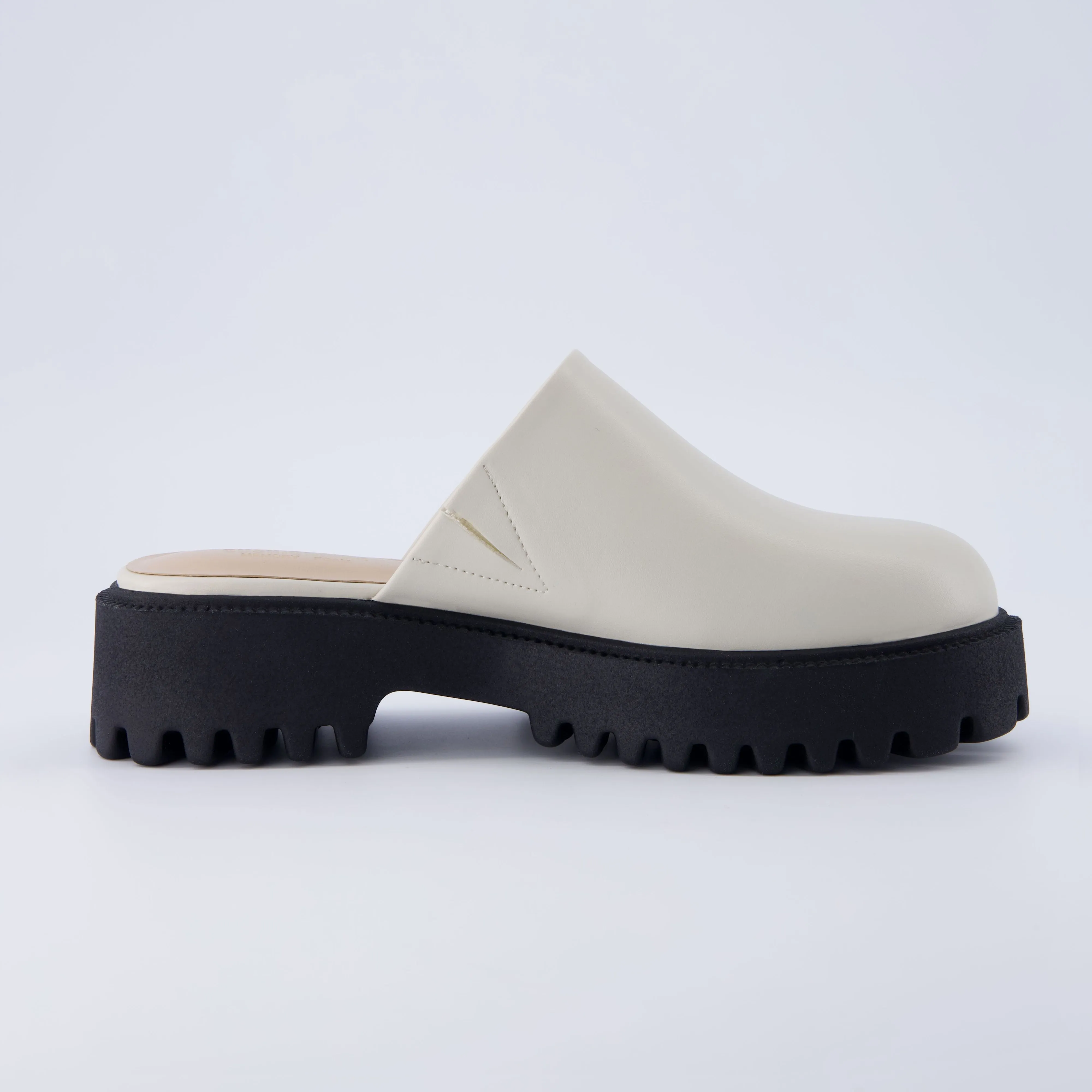 Bolt Slip On Lug Mule