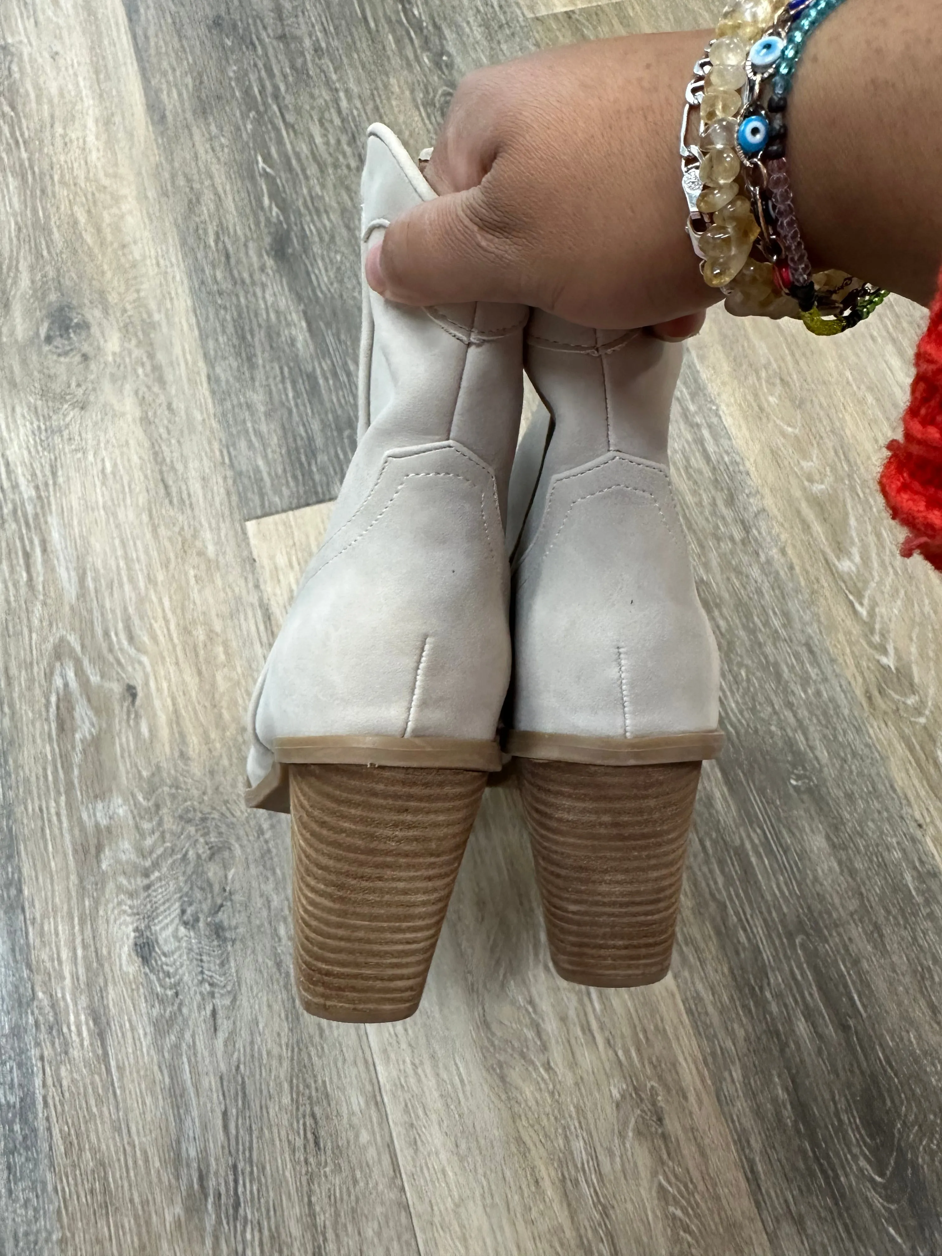 Boots Ankle Heels By Dolce Vita In Tan, Size: 10