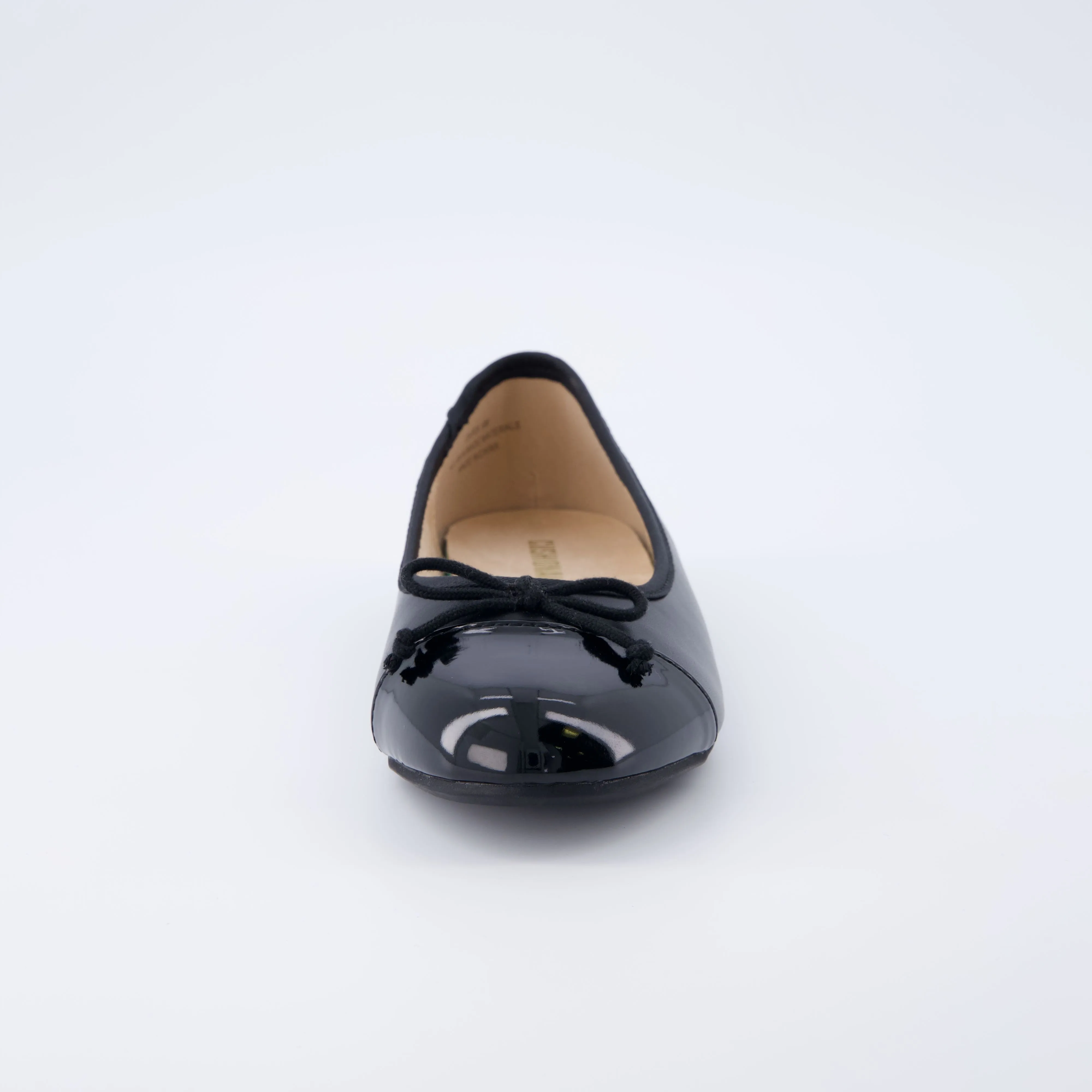 Cardi Cap Toe Flat