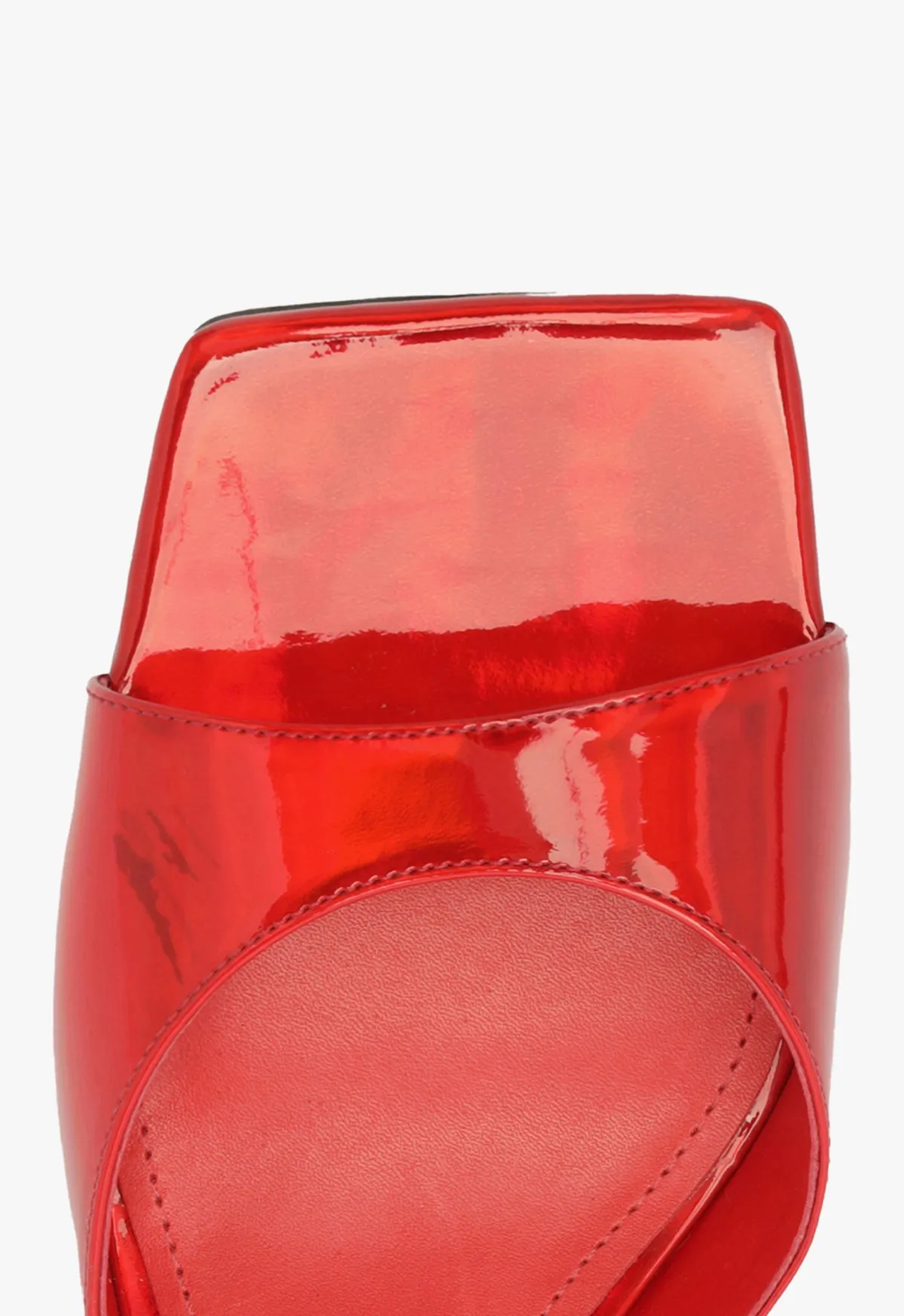Dethalia Pin Sandal