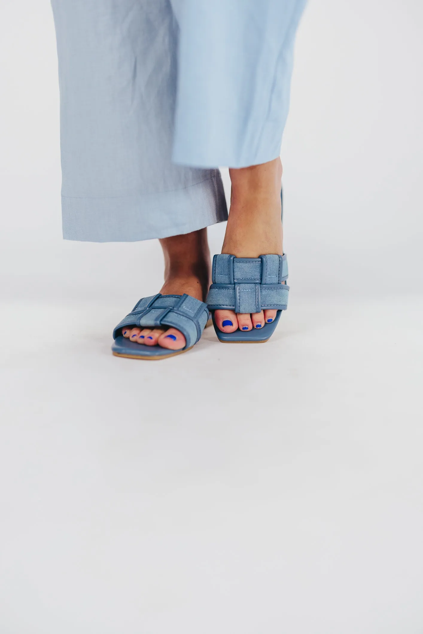 Essie Woven Canvas Slides in Denim