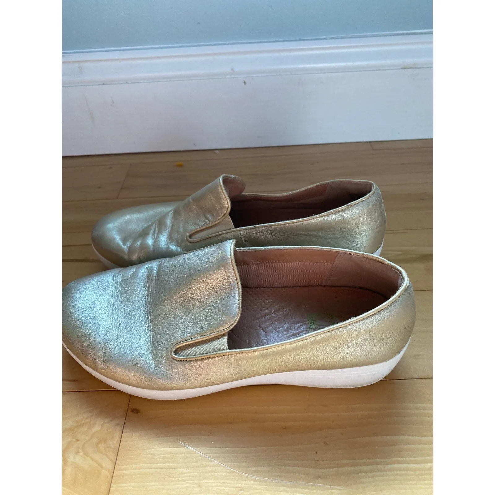 FitFlop Gold Slip-on Sneakers Size 9