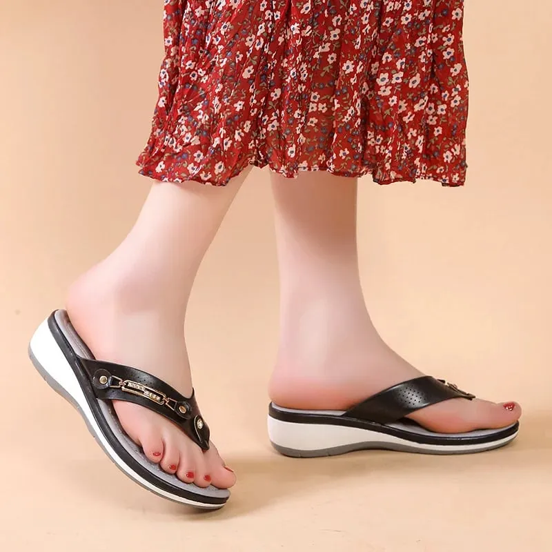  Flip-flops for women with cushioning that provides arch support