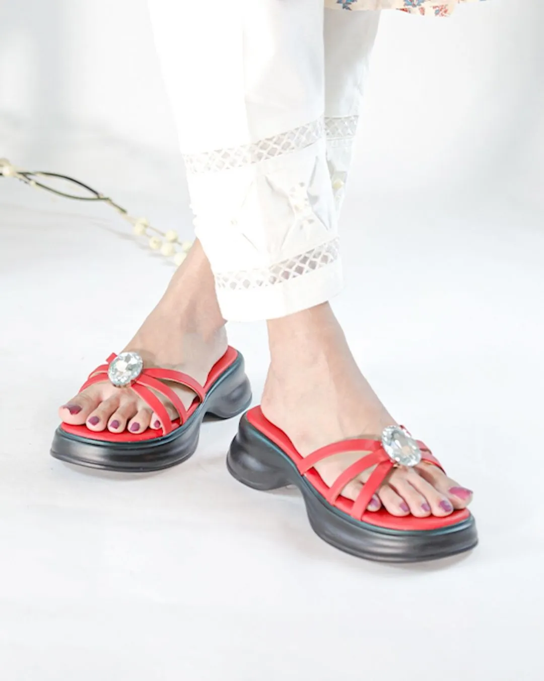 Ivy Chunky Platforms - Red