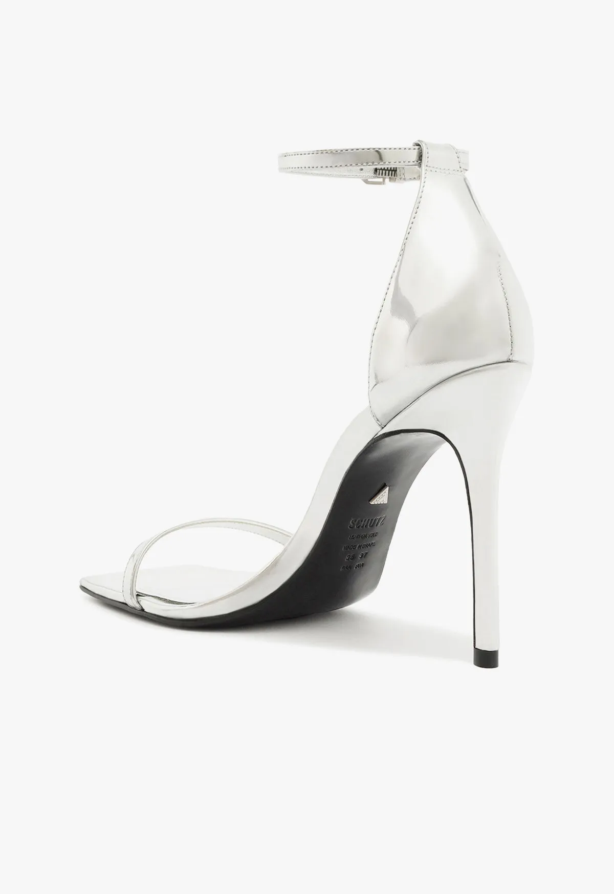 Jenna Sandal