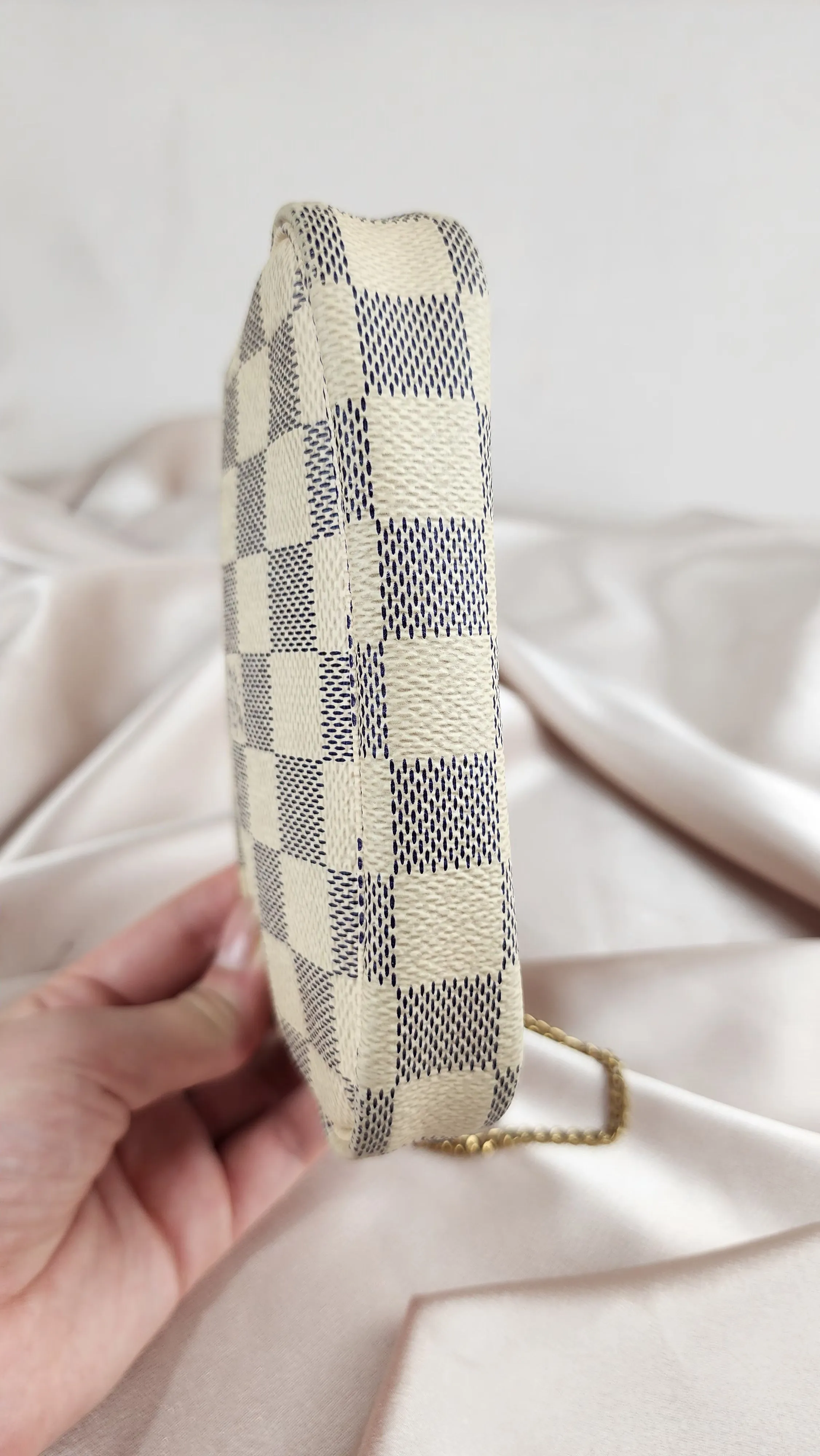 Louis Vuitton Damier Azur Mini Pochette Accessoires Pouch - 903