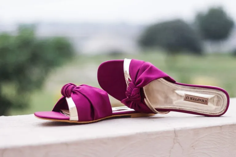 METALLIC KNOT CHAPPAL