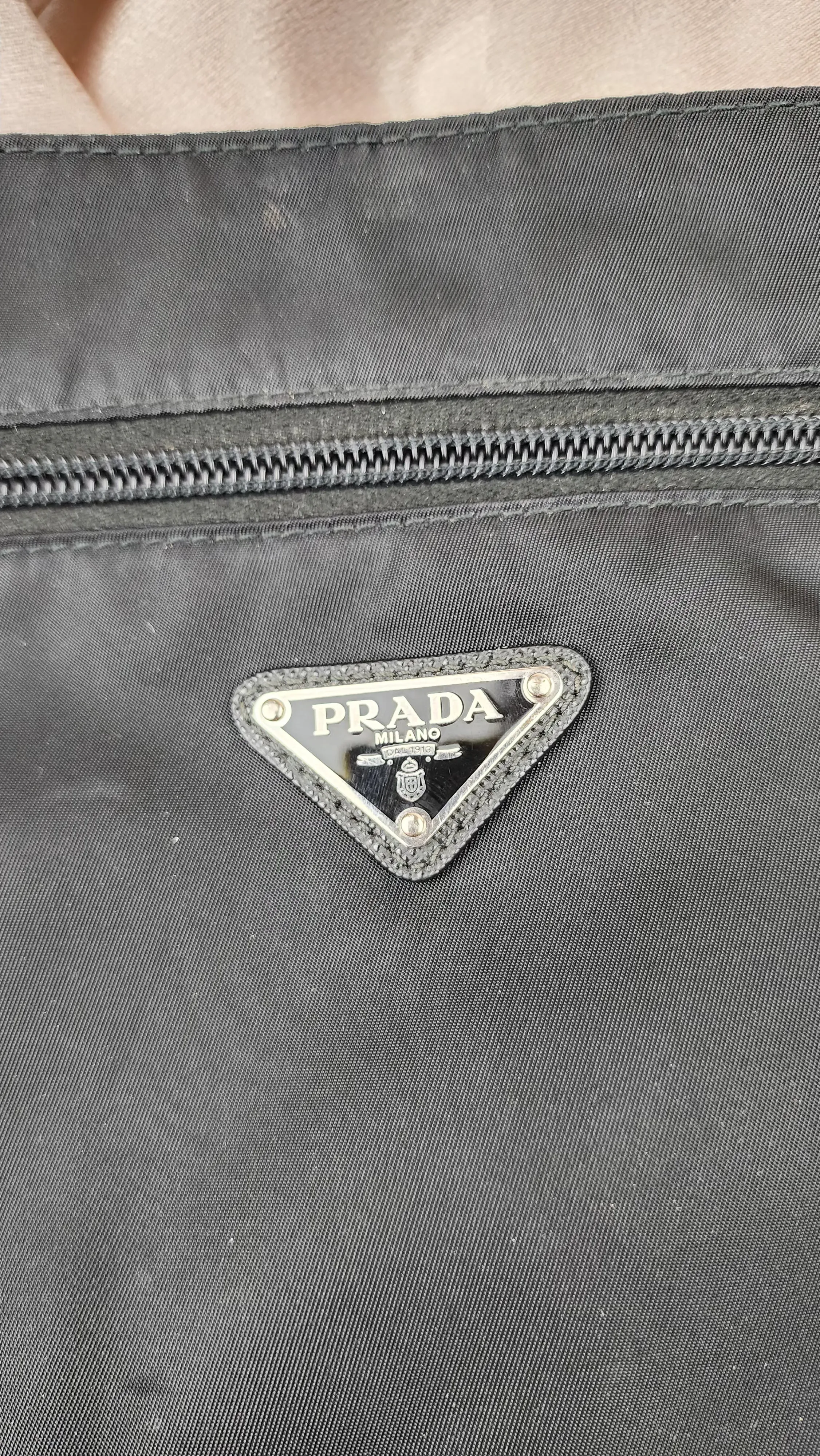 Prada Nylon Crossbody - 0595
