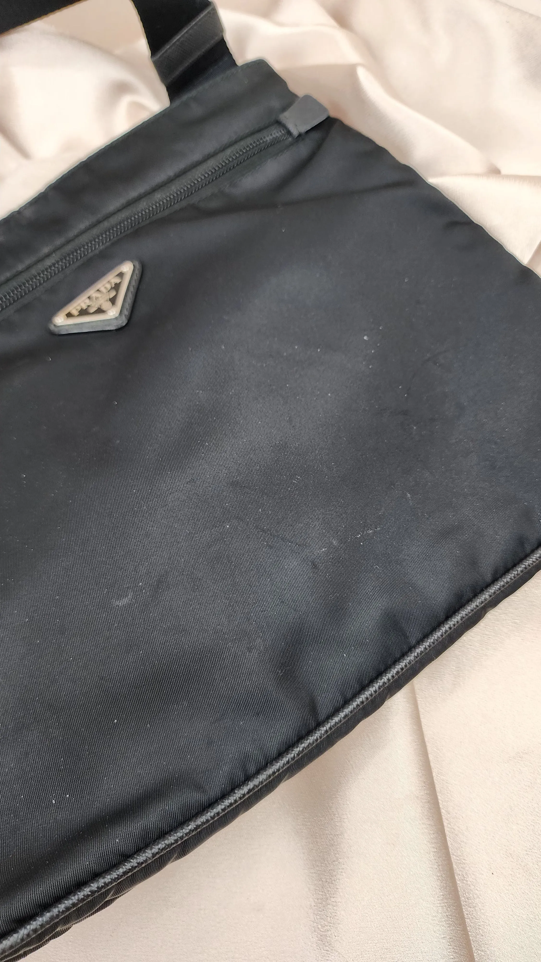 Prada Nylon Crossbody - 0595