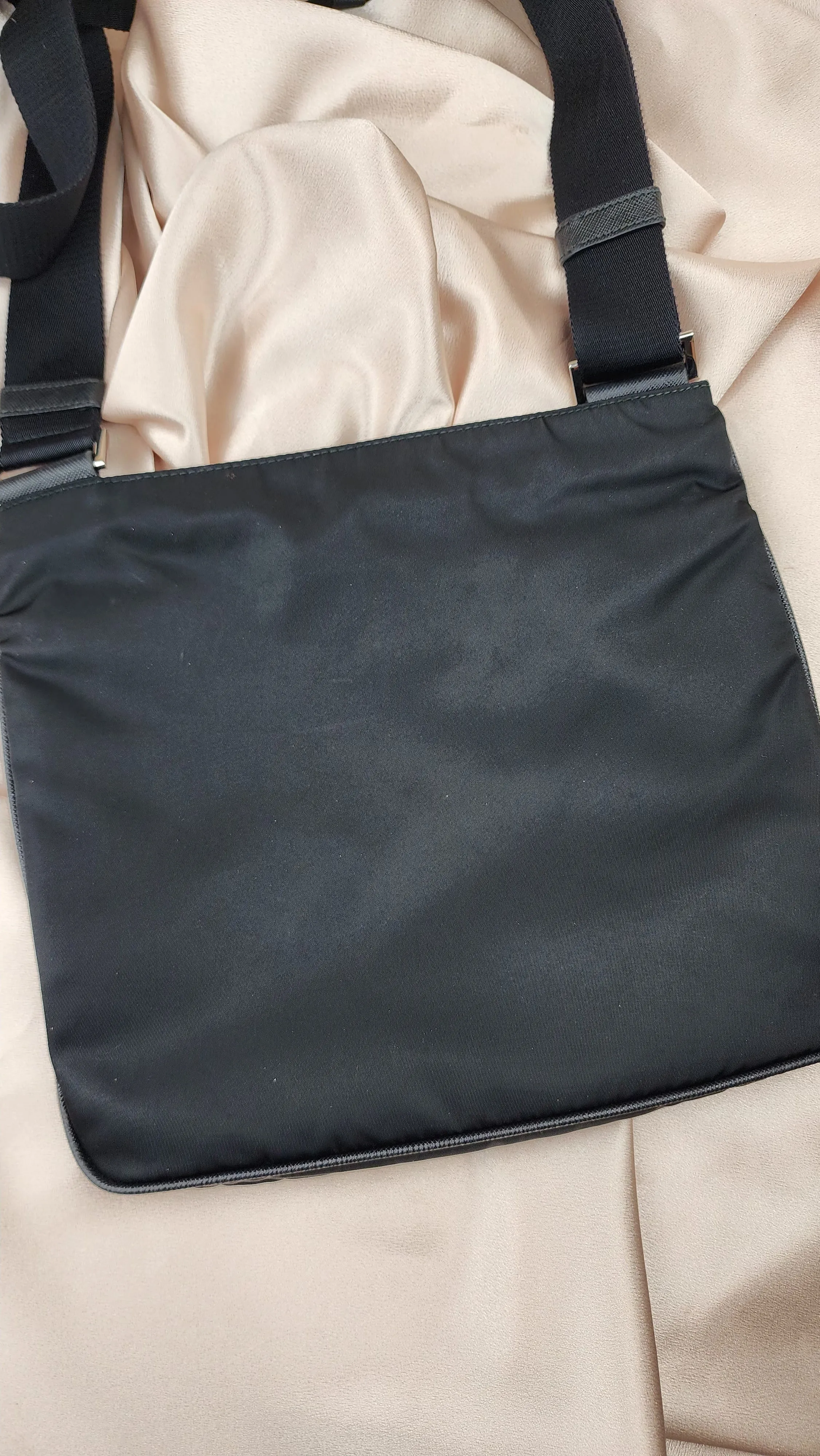 Prada Nylon Crossbody - 0595