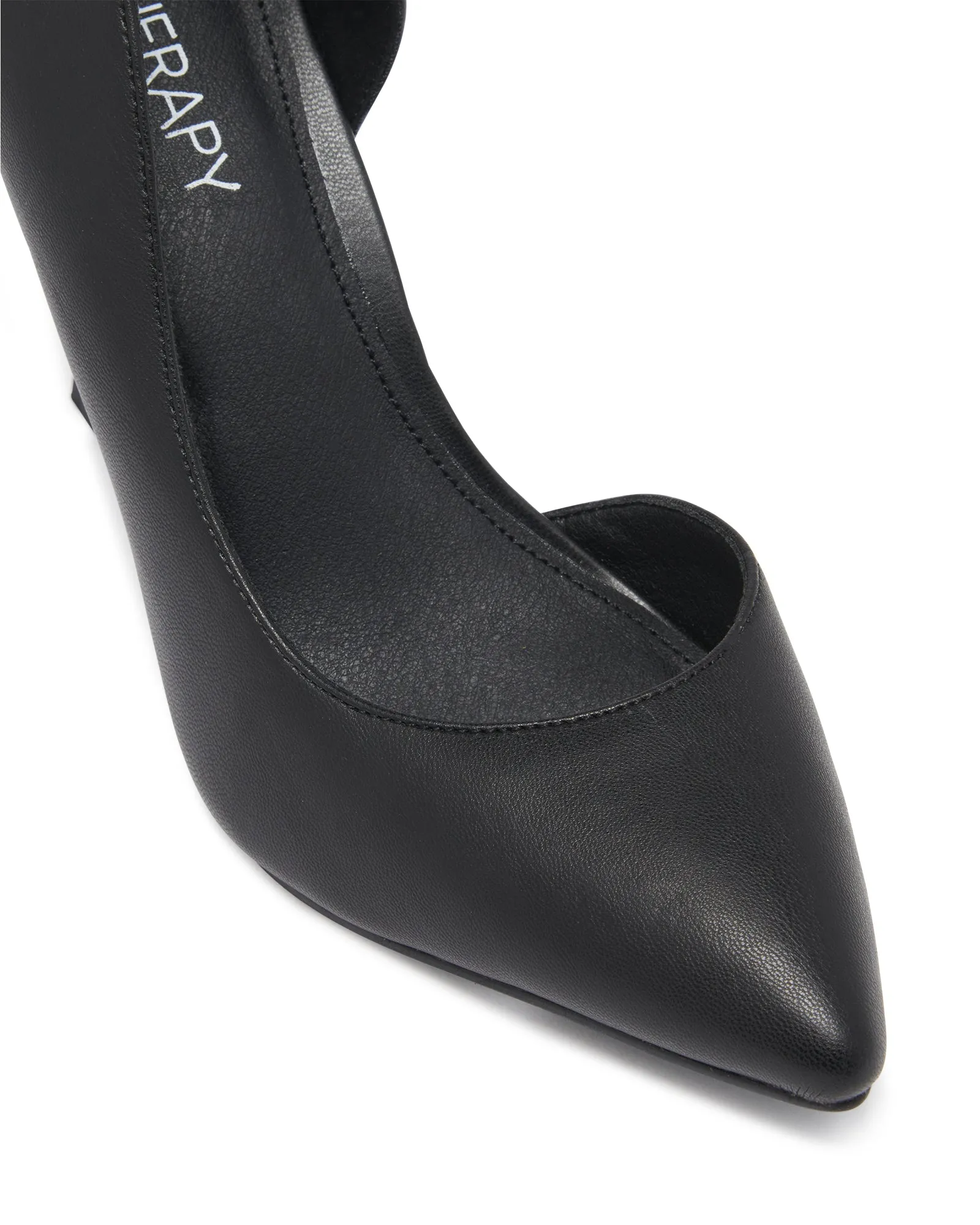 Temptress Pump Black